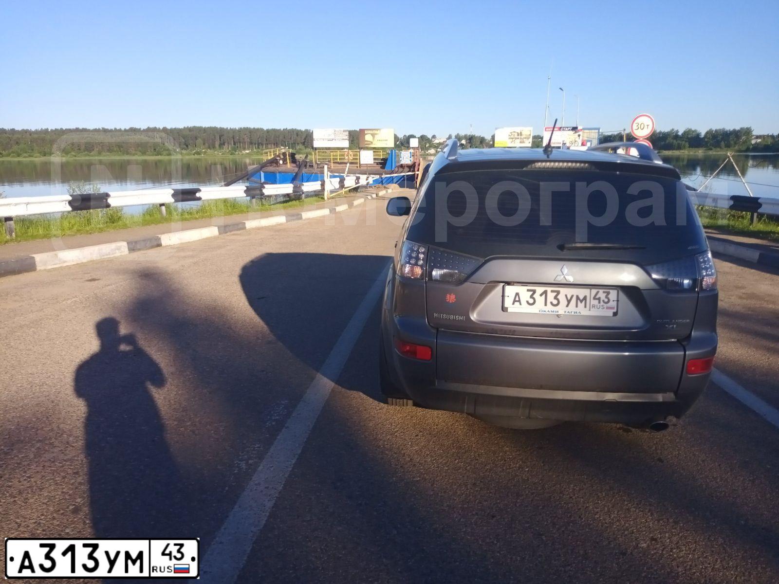 Фото автомобиля MITSUBISHI OUTLANDER, 2007 — госномер А313УМ43. Цвет: Серый