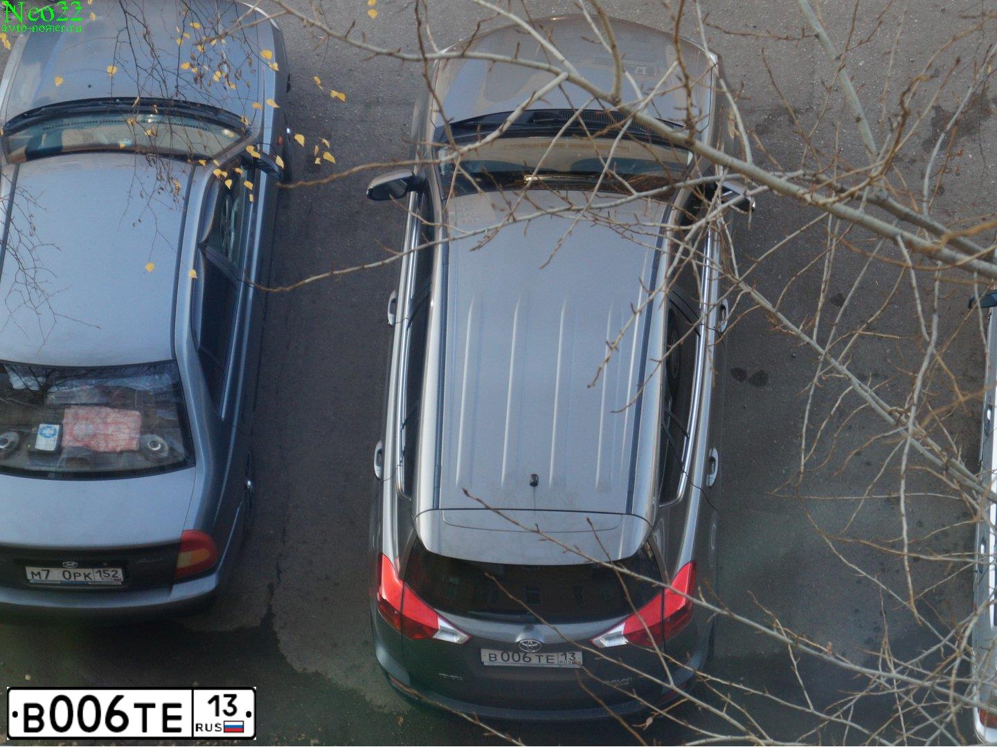 Фото автомобиля TOYOTA COROLLA, 2012 — госномер В006ТЕ13. Цвет: ЧЕРНЫЙ