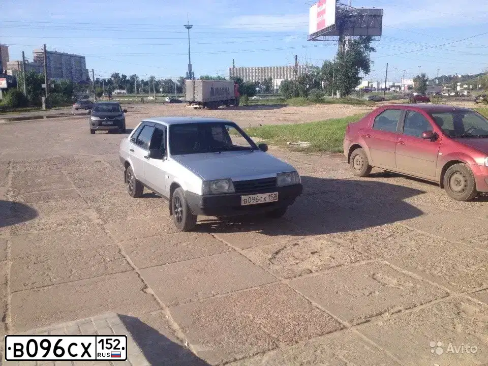 Фото автомобиля LADA 2109 SAMARA, 2001 — госномер В096СХ152. Цвет: СВЕТЛО-СЕРЫЙ