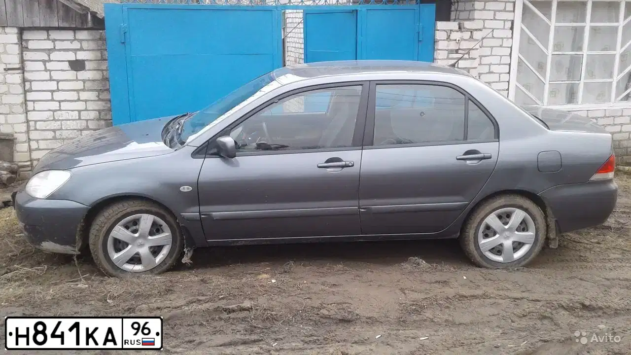 Фото автомобиля MITSUBISHI LANCER, 2005 — госномер М666ТХ48. Цвет: Серый