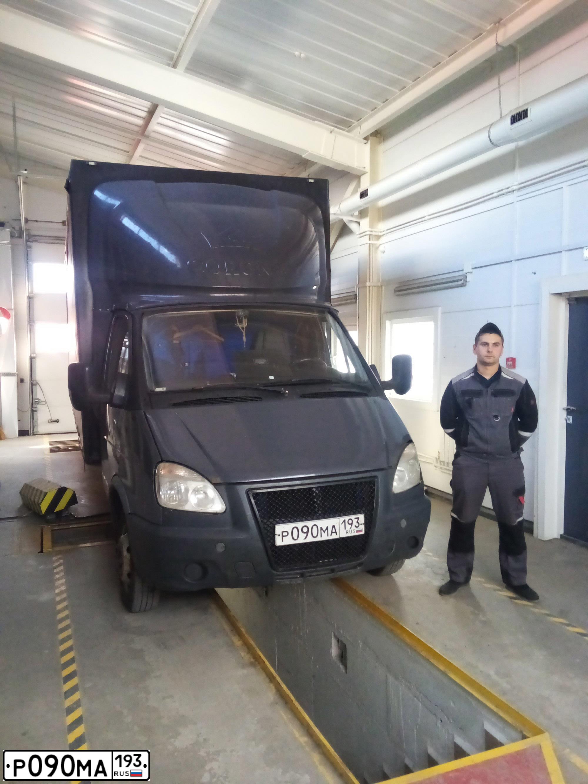 Фото автомобиля GAZ 3221 GAZEL, 2010 — госномер Р090МА193