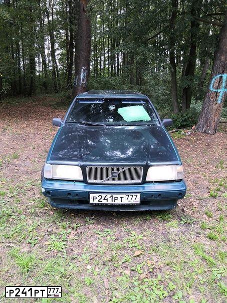 Фото автомобиля VOLVO 850, 1993 — госномер М996МС33. Цвет: ЗЕЛЕНЫЙ