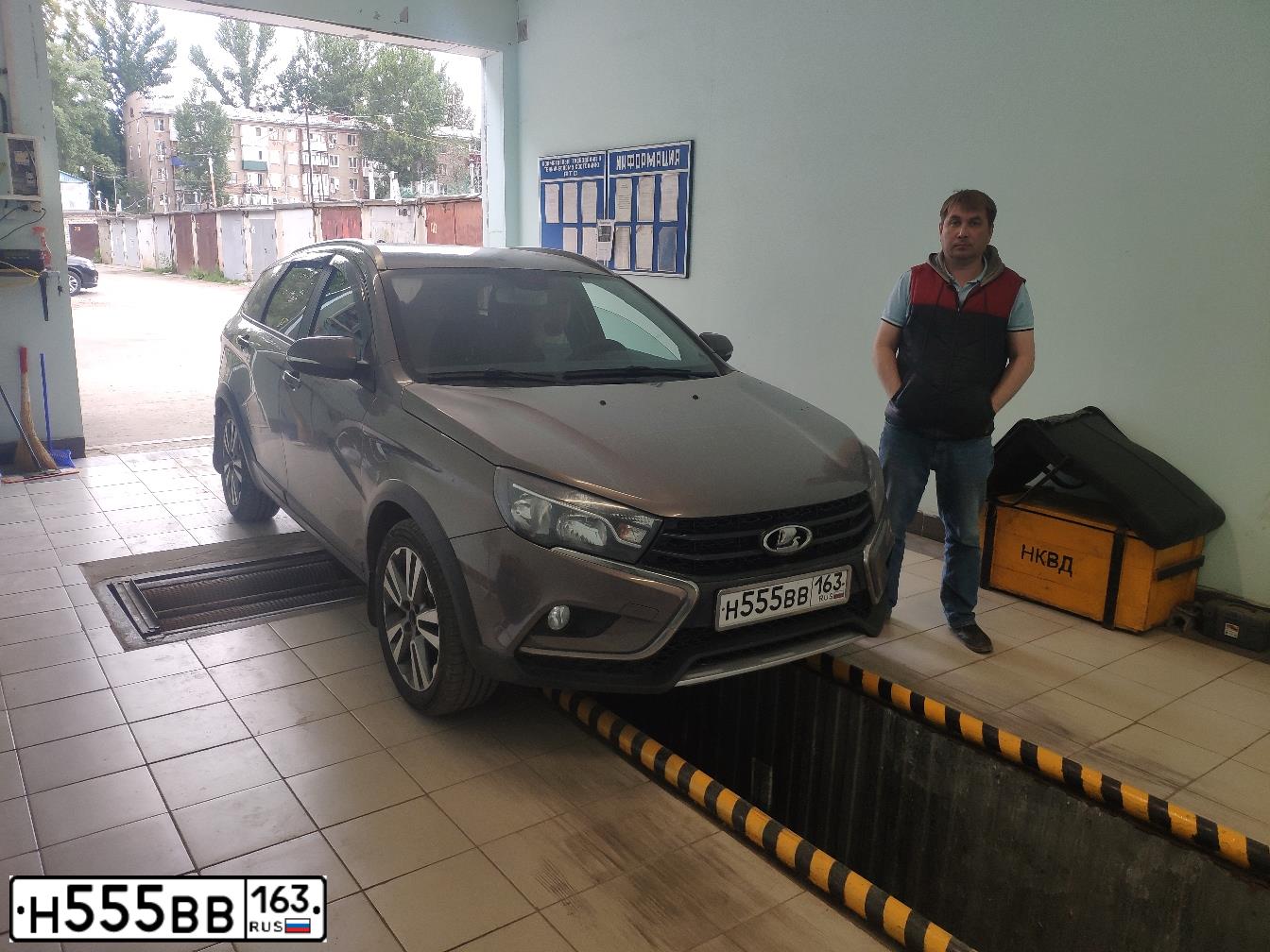 Фото автомобиля LADA VESTA, 2018 — госномер Н555ВВ163. Цвет: СЕРО-ГОЛУБОЙ