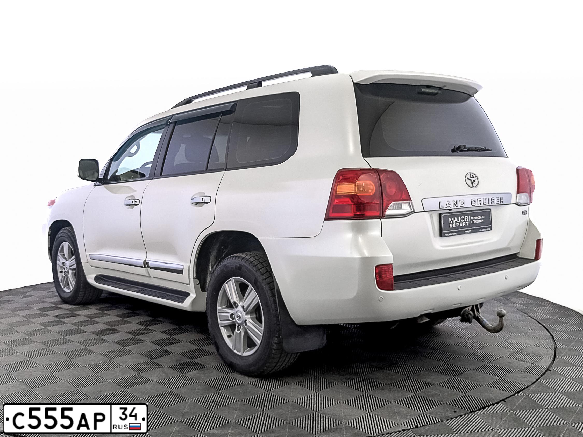 Фото автомобиля TOYOTA LAND CRUISER 200, 2014 — госномер О935ВВ134