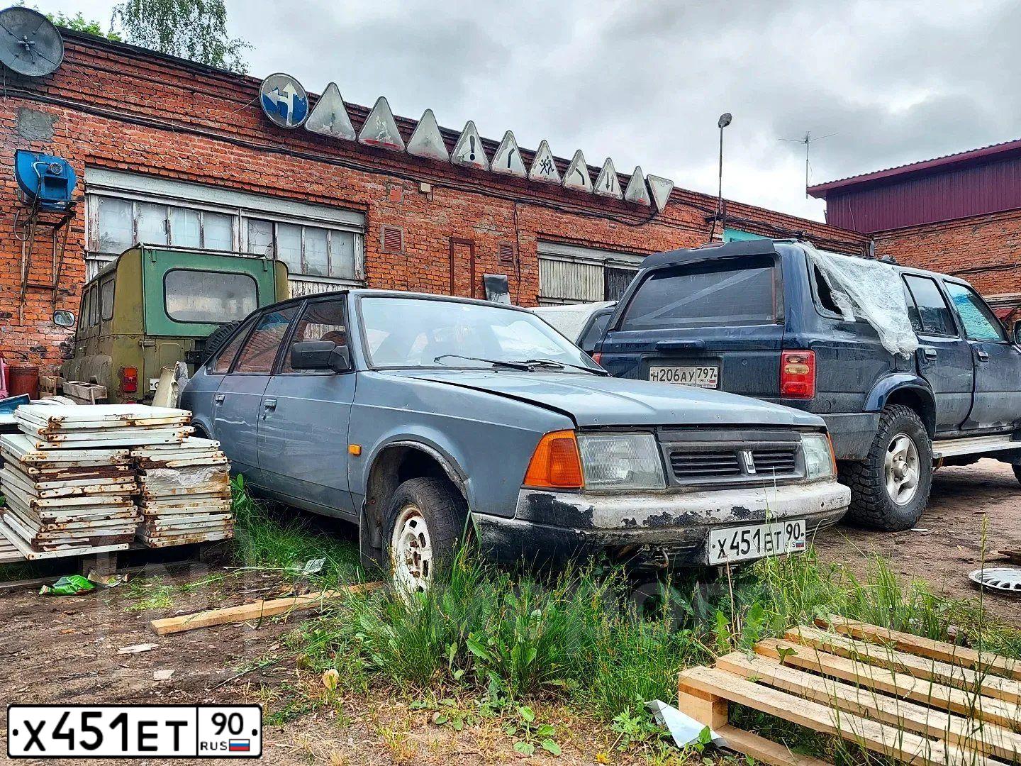 Фото автомобиля AZLK MOSKWITSCH 2141, 1994 — госномер Х451ЕТ90. Цвет: ДИНГО