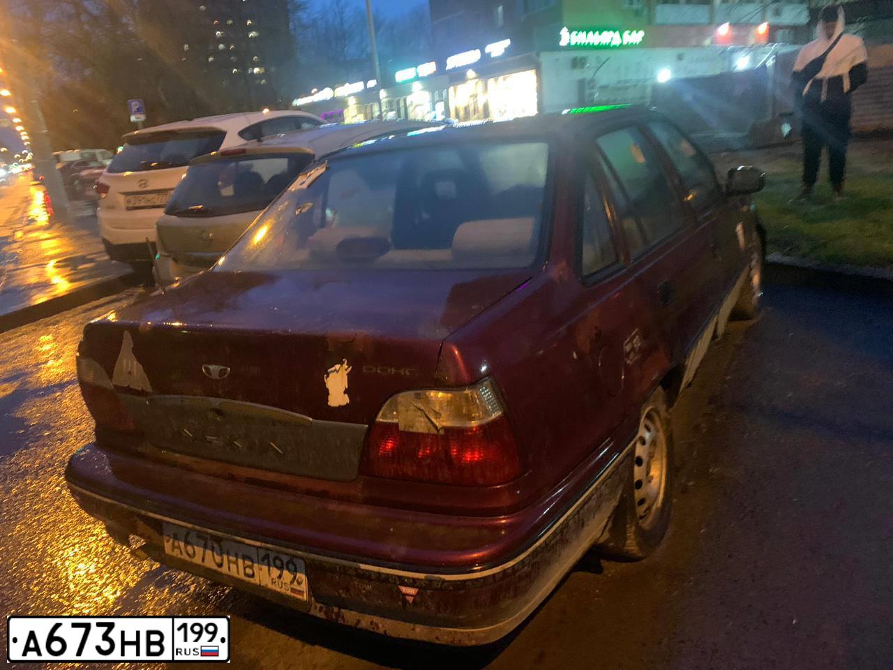 Фото автомобиля MITSUBISHI LANCER, 2007 — госномер Р582УР790. Цвет: синий