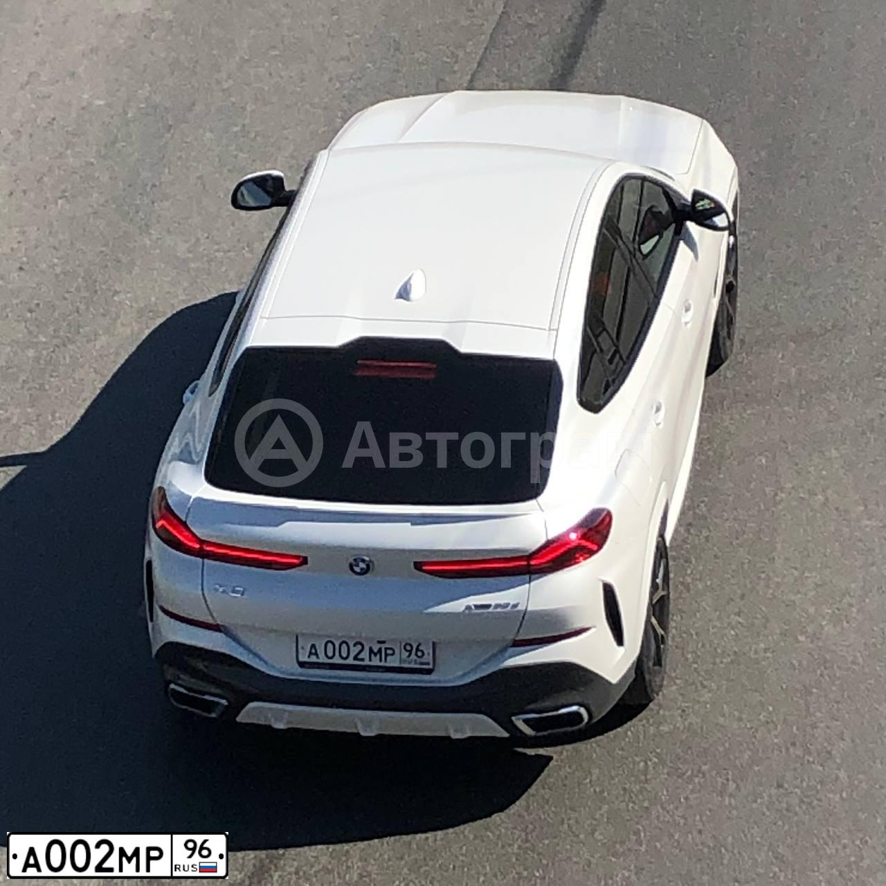Фото автомобиля BMW X3, 2013 — госномер А002МР96. Цвет: ЧЕРНЫЙ