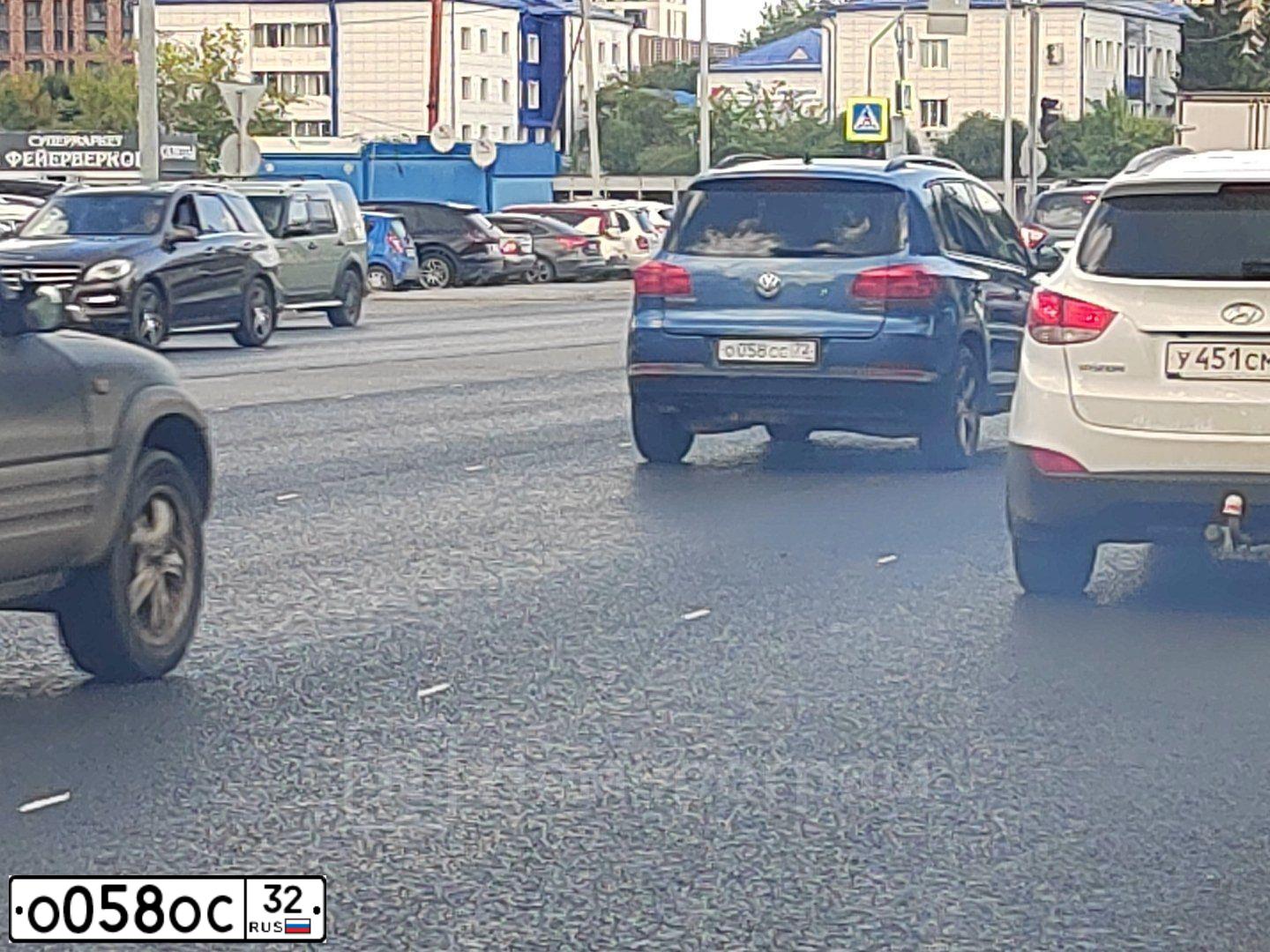 Фото автомобиля OPEL ASTRA, 2011 — госномер О058ОС32. Цвет: СЕРЫЙ МЕТАЛЛИК