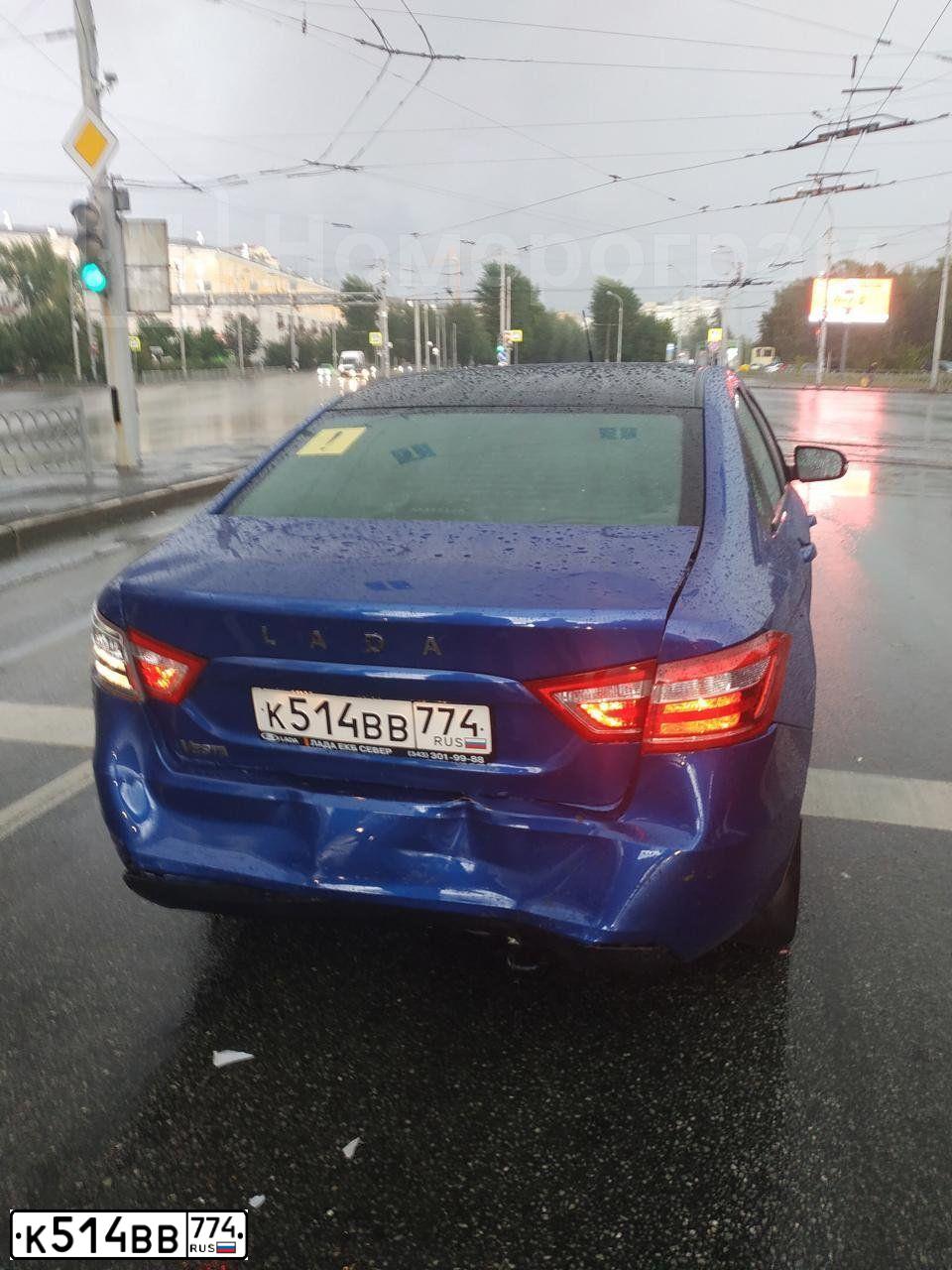 Фото автомобиля LADA VESTA GFL110, 2020 — госномер К514ВВ774. Цвет: МНОГОЦВЕТНЫЙ