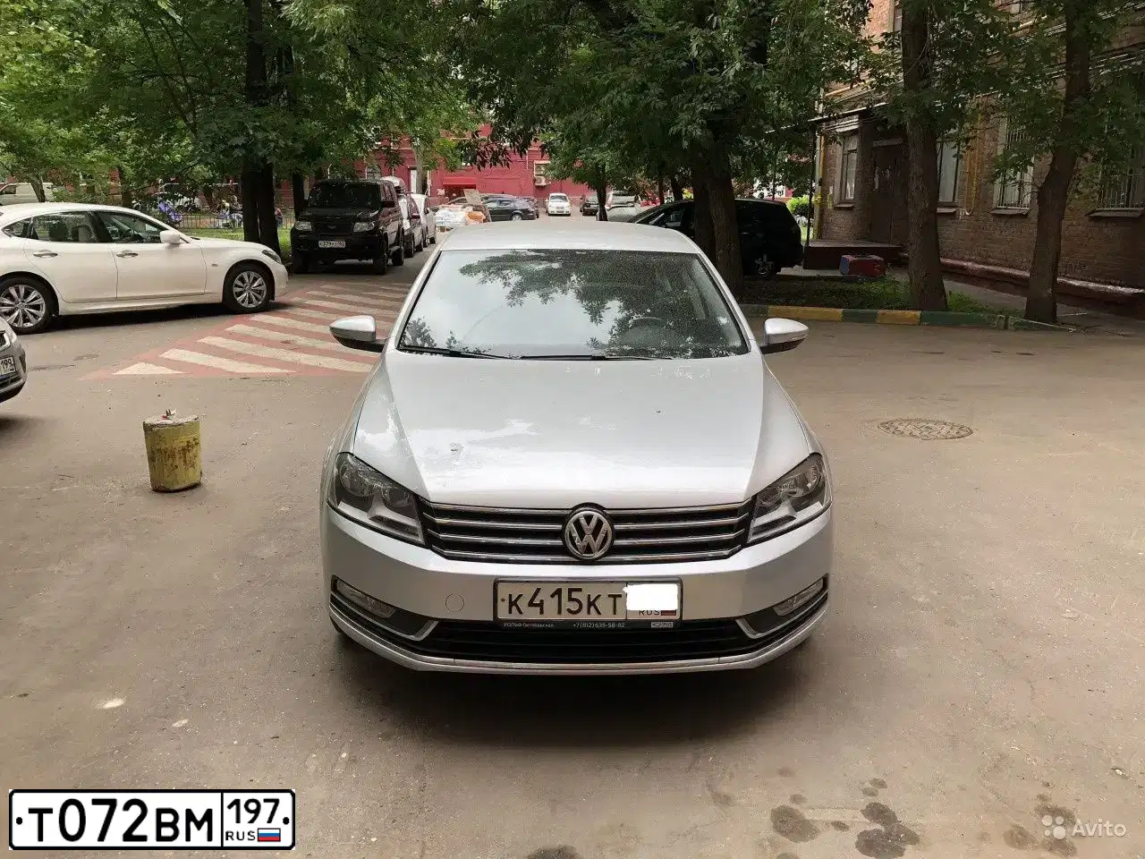 Фото автомобиля KIA SPORTAGE, 2003 — госномер Т072ВМ197. Цвет: КОРИЧНЕВЫЙ