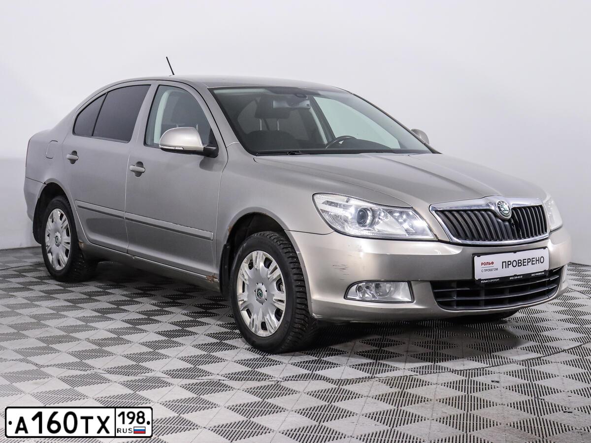 Фото автомобиля SKODA OCTAVIA, 2012 — госномер А699УО147. Цвет: БЕЖЕВЫЙ