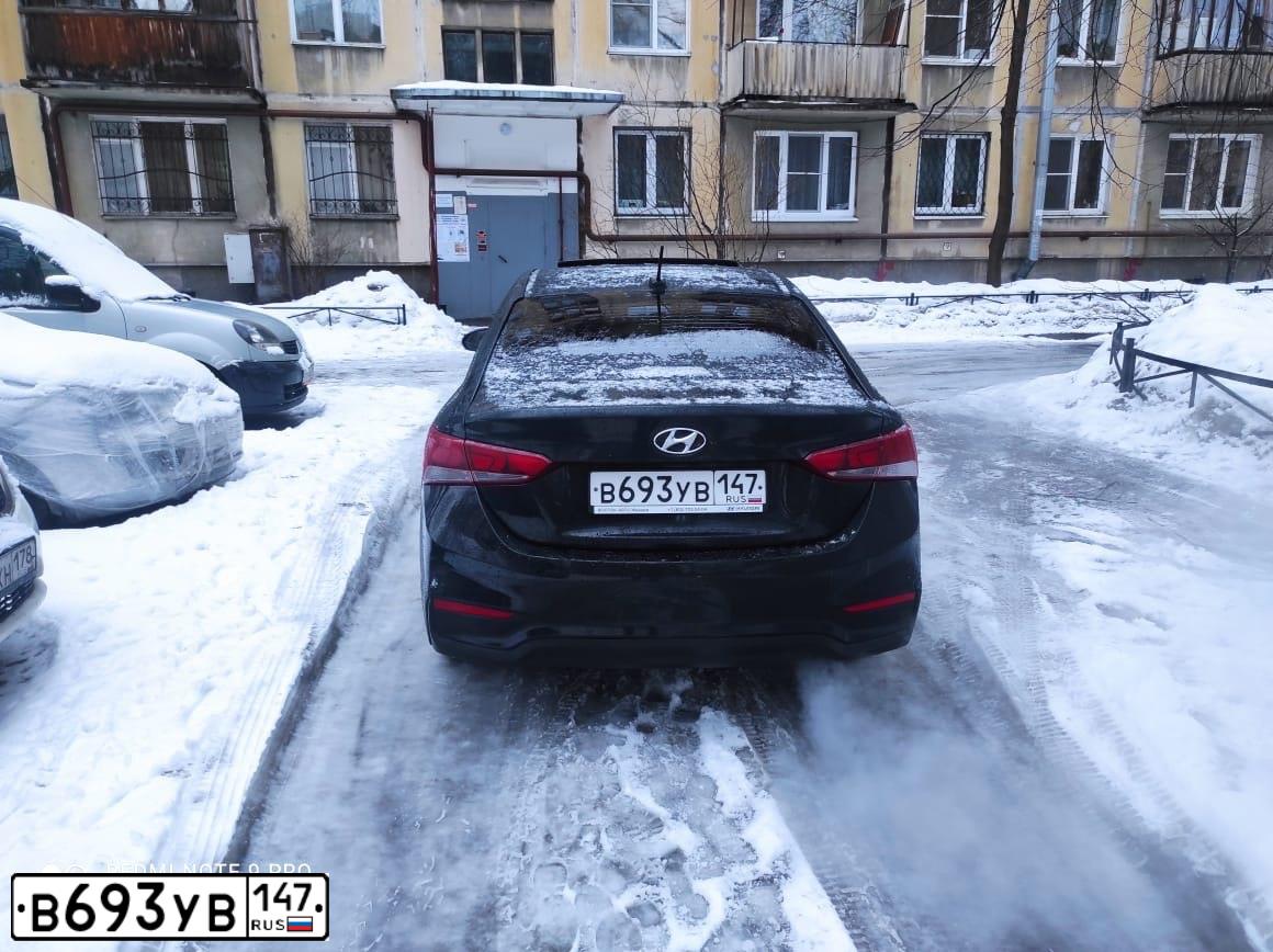 Фото автомобиля HYUNDAI SOLARIS, 2018 — госномер Е764МО147. Цвет: ЧЕРНЫЙ