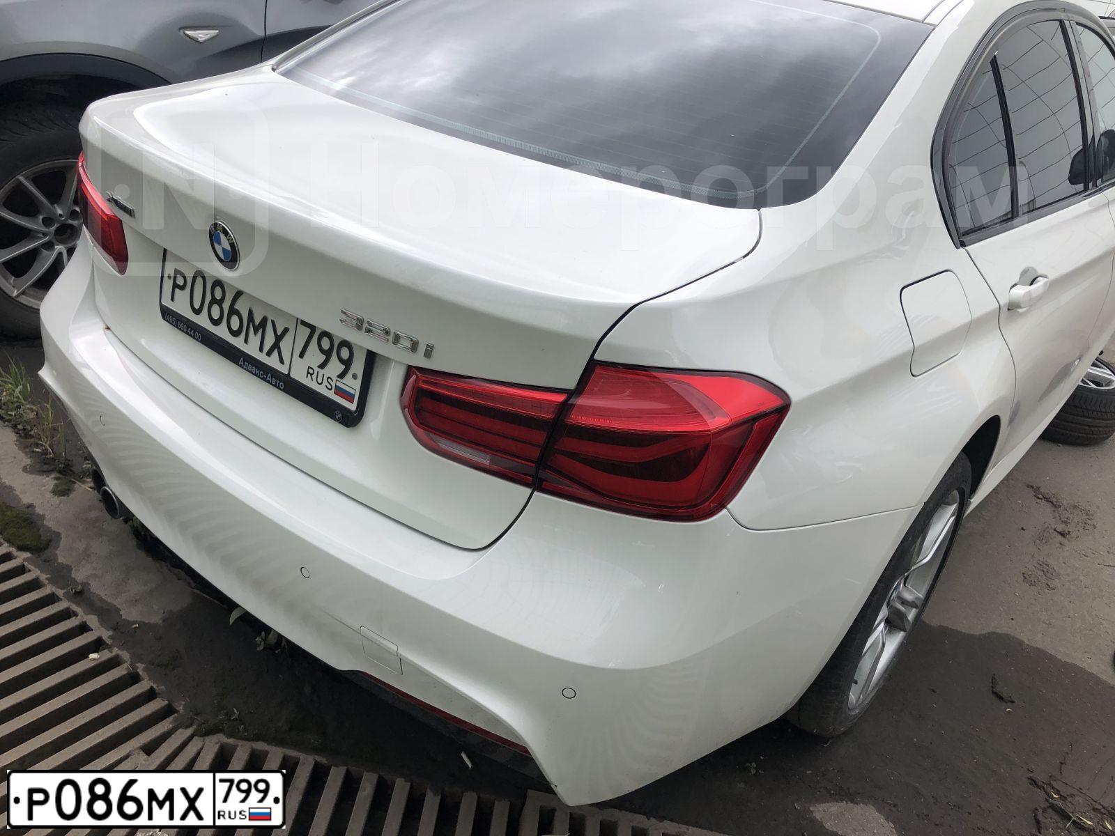 Фото автомобиля BMW SERIE 3, 2018 — госномер Р086МХ799. Цвет: Белый