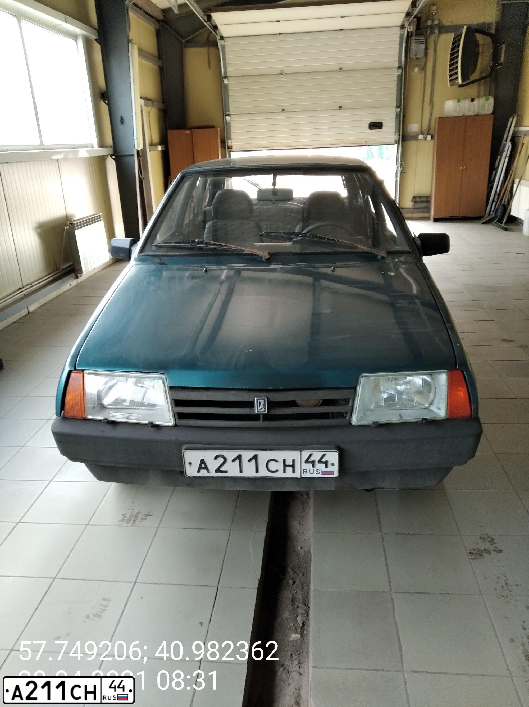 Фото автомобиля LADA 2109 SAMARA, 2001 — госномер А211СН44. Цвет: ЗЕЛЕНЫЙ