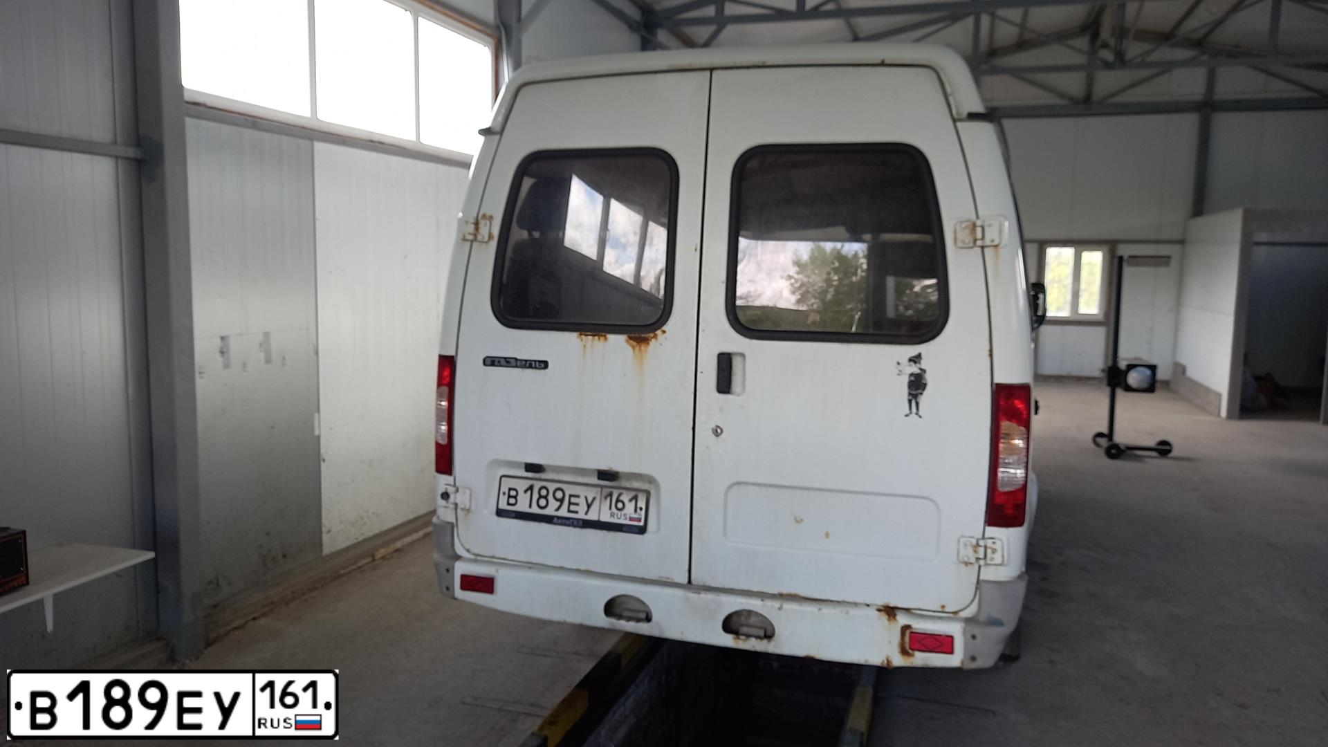 Фото автомобиля GAZ 3221 EL, 2009 — госномер В189ЕУ161. Цвет: Белый