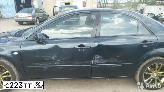 Фото автомобиля MAZDA 6, 2005 — госномер У623АО31. Цвет: Темно-зеленый