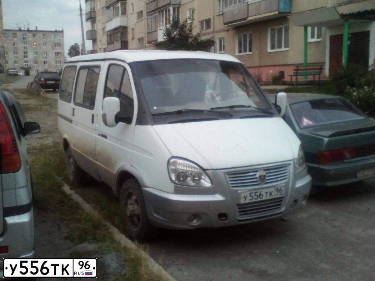Фото автомобиля GAZ SOBOL, 2006 — госномер М805АС702. Цвет: Белый