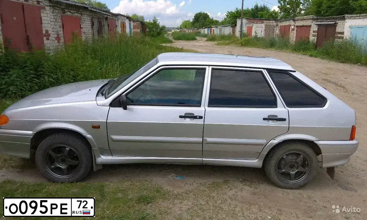 Фото автомобиля LADA 2114 SAMARA, 2012 — госномер Н595ТУ154. Цвет: СВЕТЛО-СЕРЕБРИСТЫЙ МЕТАЛЛ