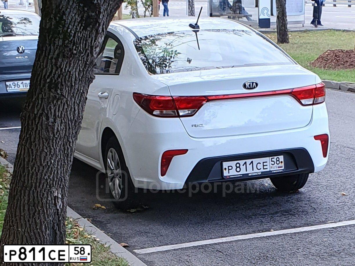 Фото автомобиля KIA RIO, 2018 — госномер Р811СЕ58. Цвет: БЕЛЫЙ