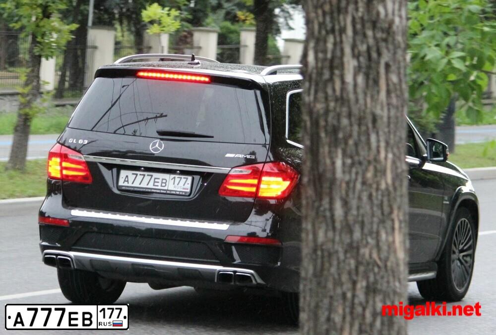 Фото автомобиля HONDA CR-V, 2008 — госномер А777ЕВ177. Цвет: ЧЕРНЫЙ