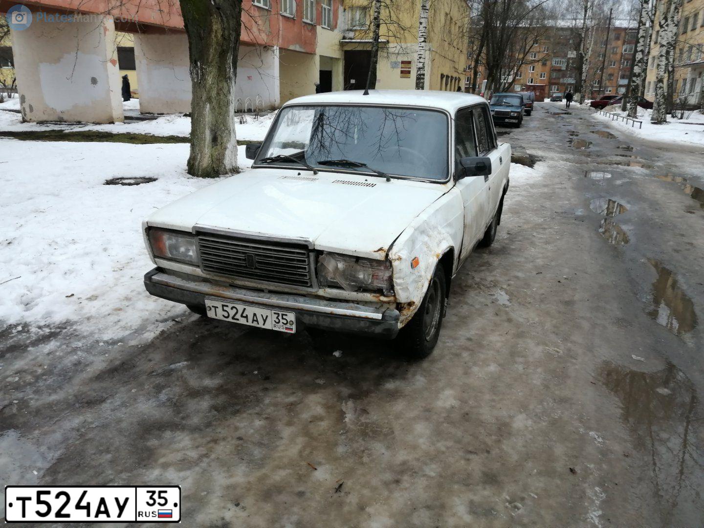 Фото автомобиля LADA 2107 LADA, 2004 — госномер Т524АУ35. Цвет: ЯРКО-БЕЛЫЙ