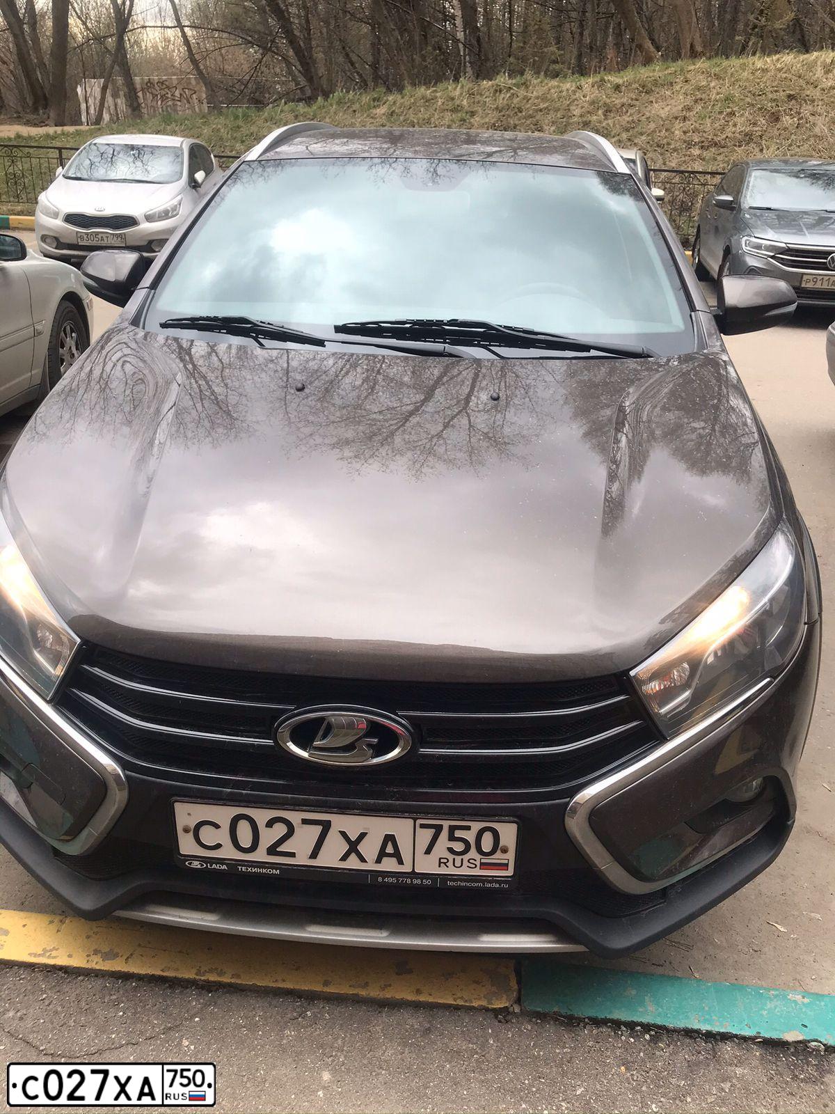 Фото автомобиля LADA GFK330 LADA VESTA, 2019 — госномер Р725ЕВ40. Цвет: Коричневый