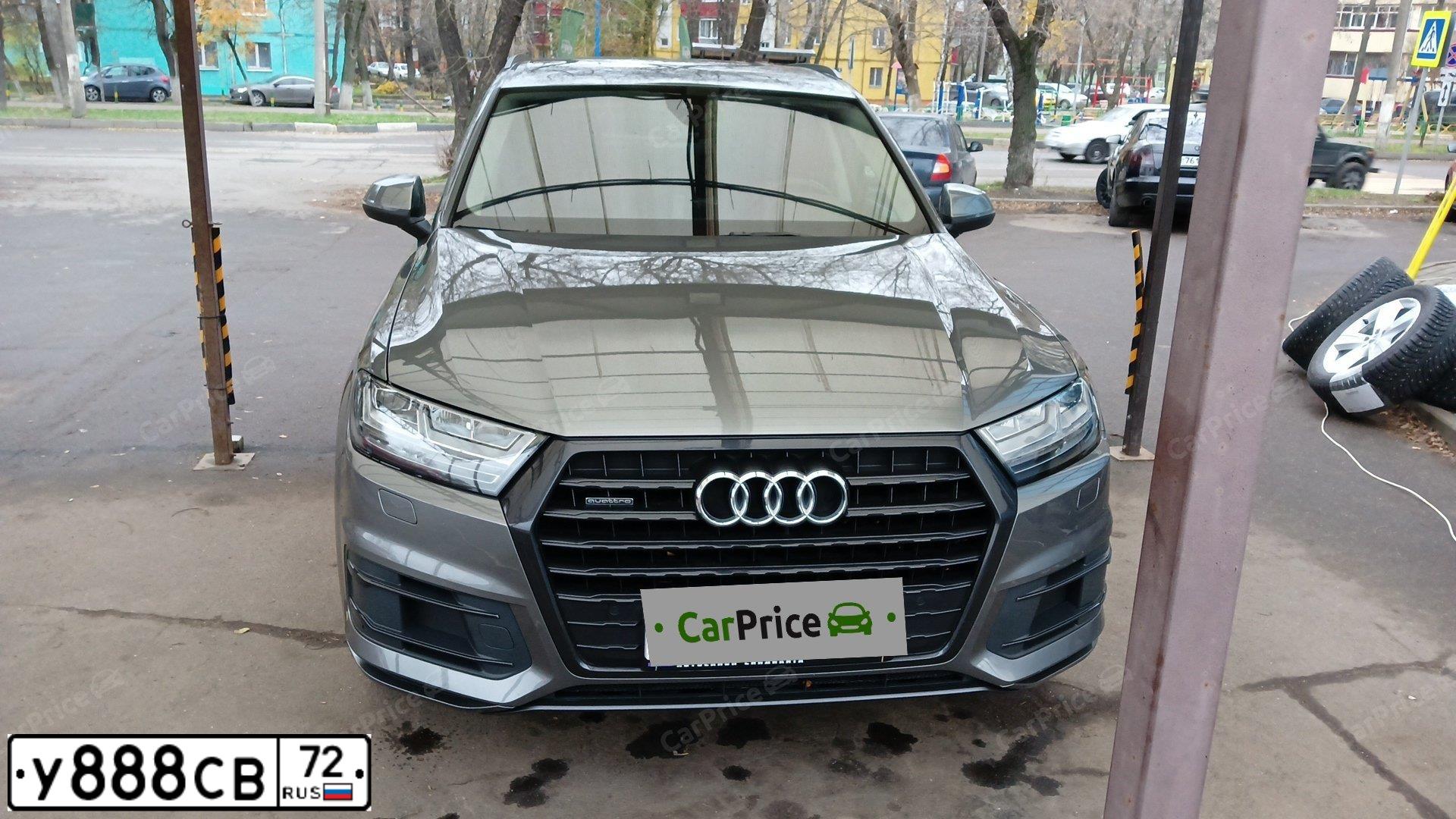 Фото автомобиля AUDI Q7, 2017 — госномер У888СВ72. Цвет: СЕРЫЙ