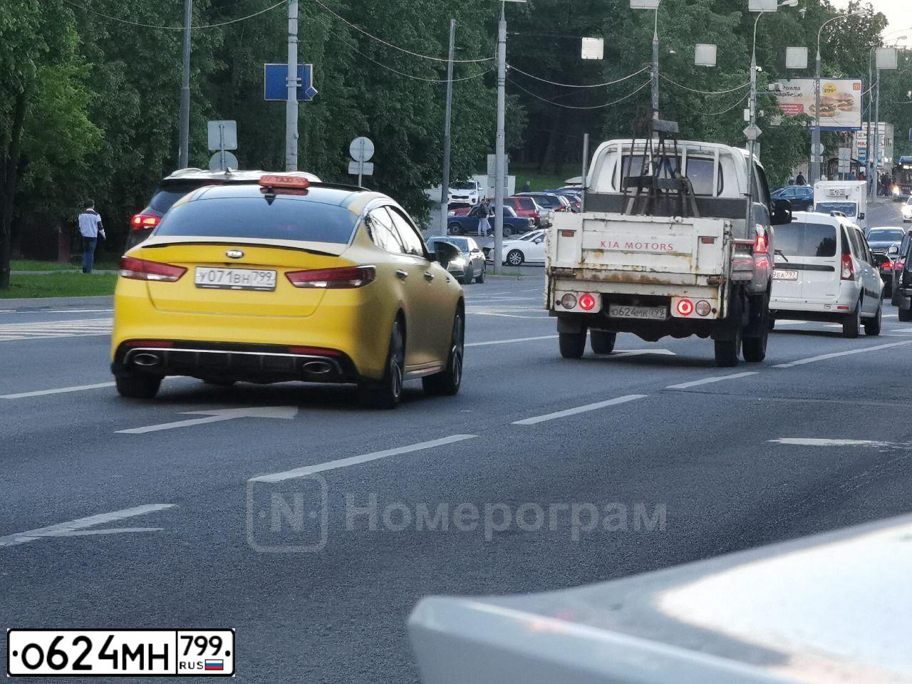 Фото автомобиля VOLKSWAGEN CADDY, 2017 — госномер Н247СУ15