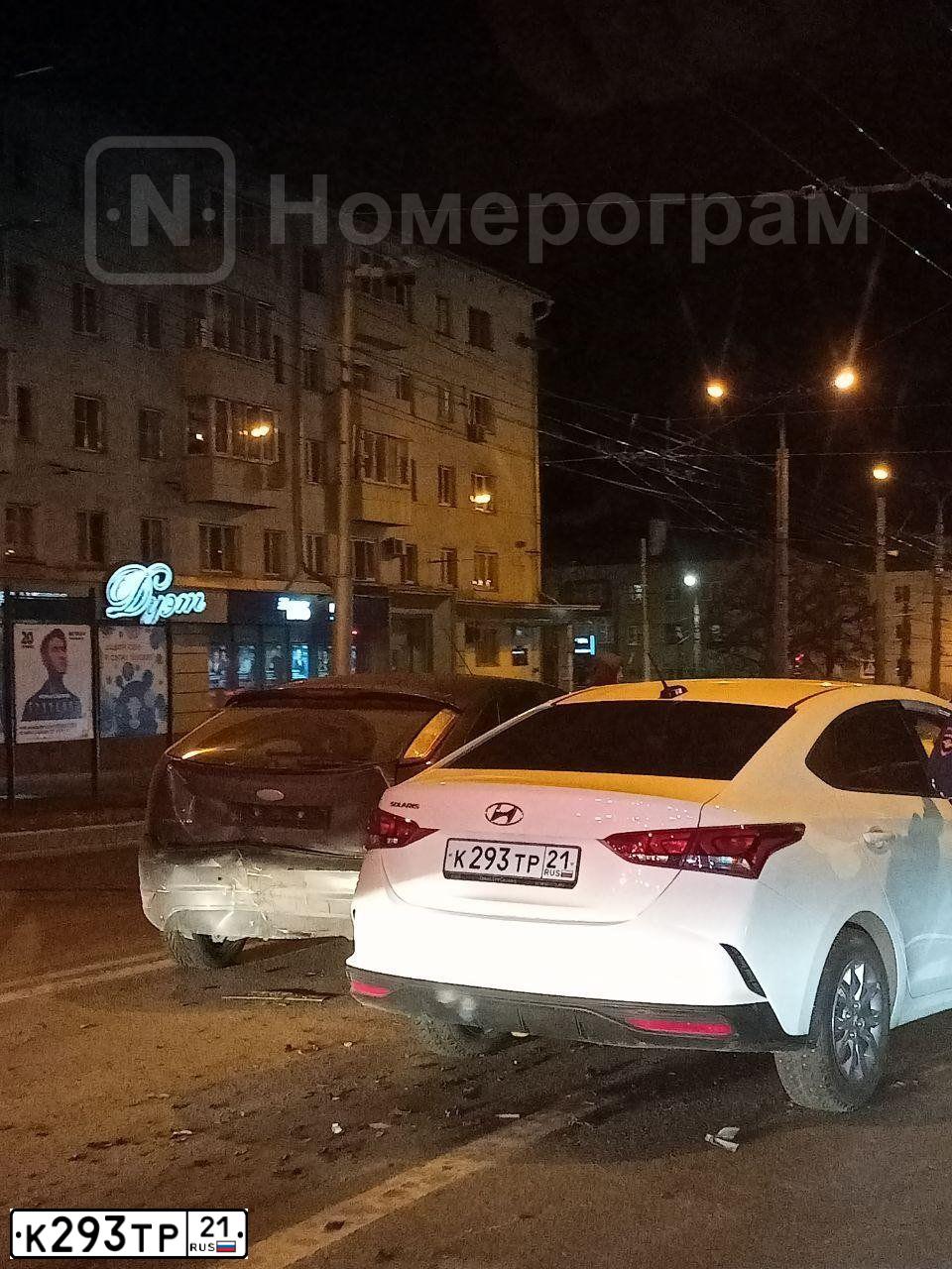 Фото автомобиля HYUNDAI SOLARIS, 2020 — госномер О890ВХ71. Цвет: Белый