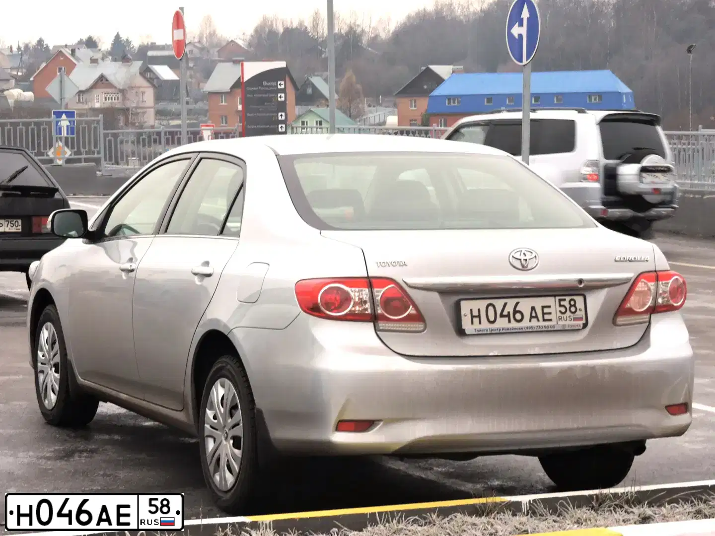 Фото автомобиля TOYOTA COROLLA, 2011 — госномер Н046АЕ58