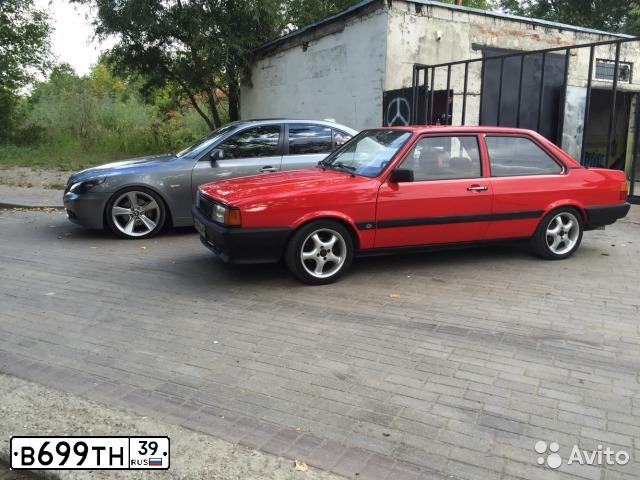 Фото автомобиля AUDI 80, 1985 — госномер В699ТН39. Цвет: КРАСНЫЙ