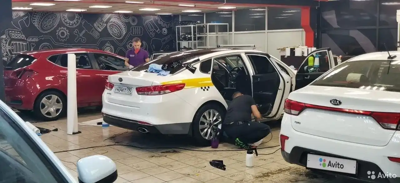 Фото автомобиля KIA MAGENTIS / OPTIMA, 2017 — госномер Р432МА797. Цвет: Белый