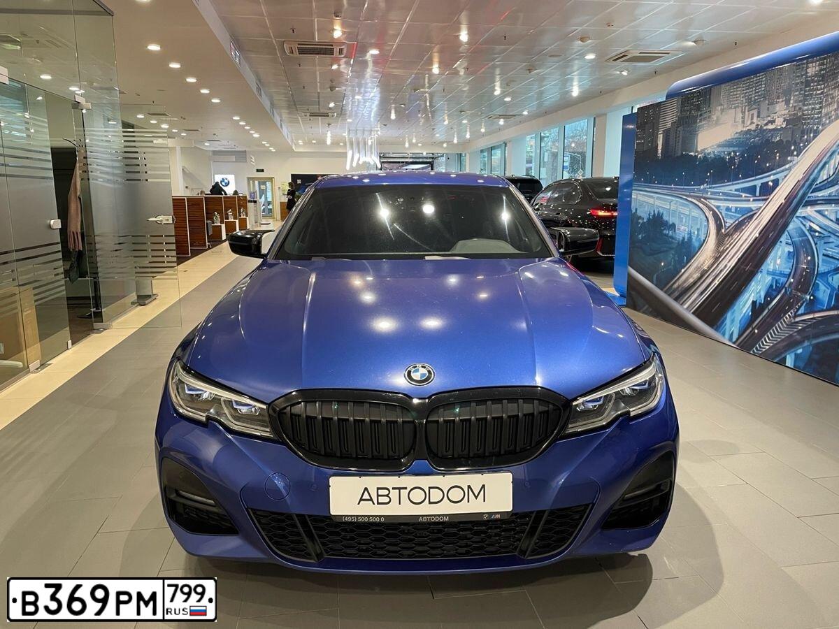 Фото автомобиля БМВ 320D, 2019 — госномер У393АУ977. Цвет: синий