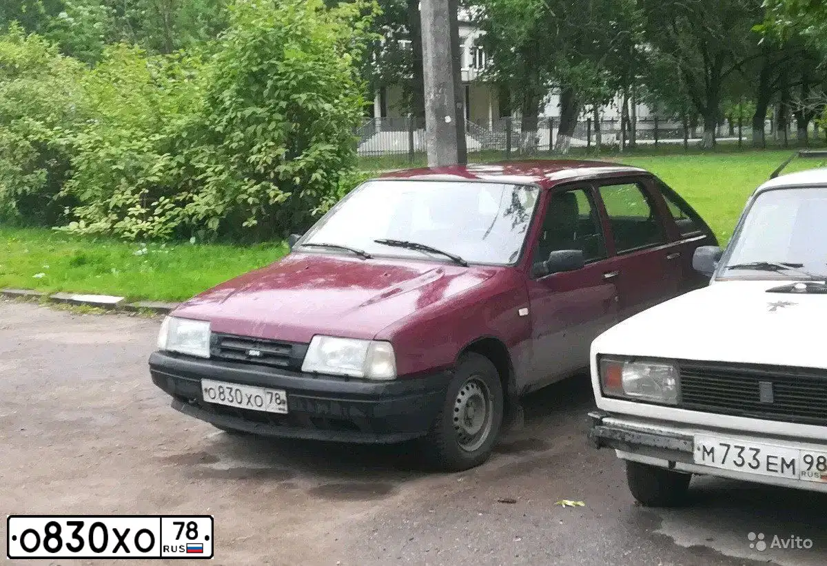 Фото автомобиля ИЖ 2126-230, 2004 — госномер Т707СО198. Цвет: КРАСНЫЙ"ГРАНАТ"