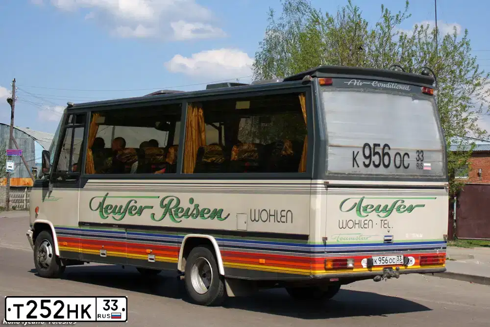 Фото автомобиля MERCEDES VARIO, 1987 — госномер Т252НК33. Цвет: СЕРЫЙ