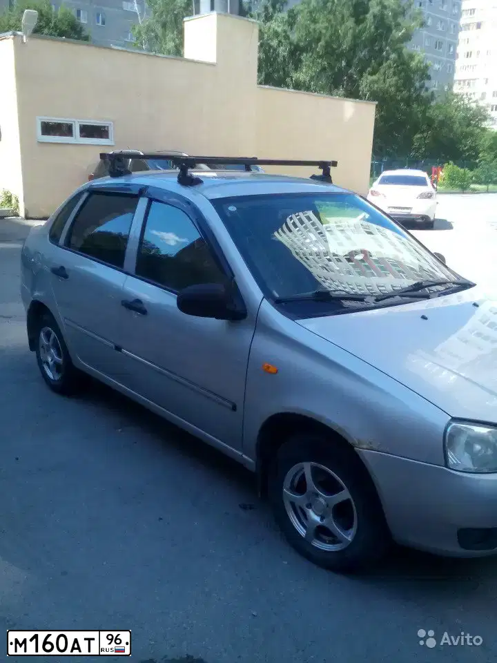 Фото автомобиля LADA 1118 KALINA, 2008 — госномер М160АТ96. Цвет: СВЕТЛО-СЕРЫЙ