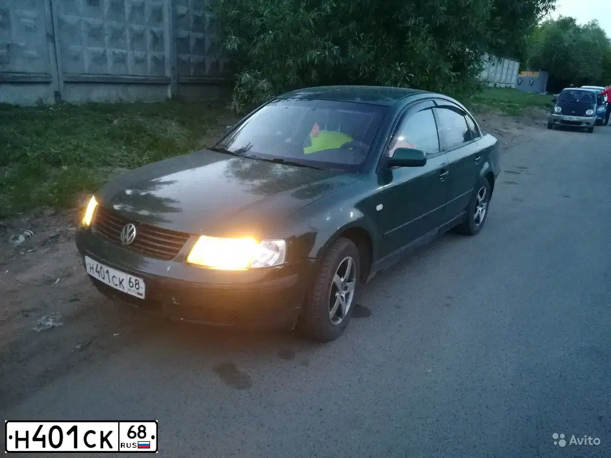 Фото автомобиля VOLKSWAGEN PASSAT, 1998 — госномер Р199ТО40