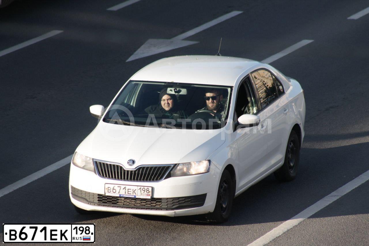 Фото автомобиля SKODA RAPID, 2018 — госномер К436РТ147. Цвет: БЕЛЫЙ
