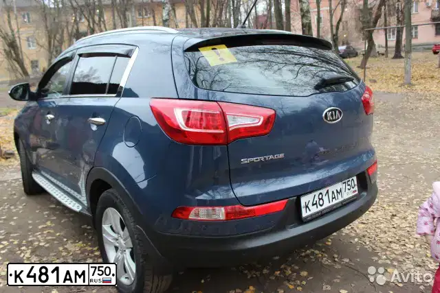 Фото автомобиля KIA SPORTAGE, 2011 — госномер К481АМ750. Цвет: синий