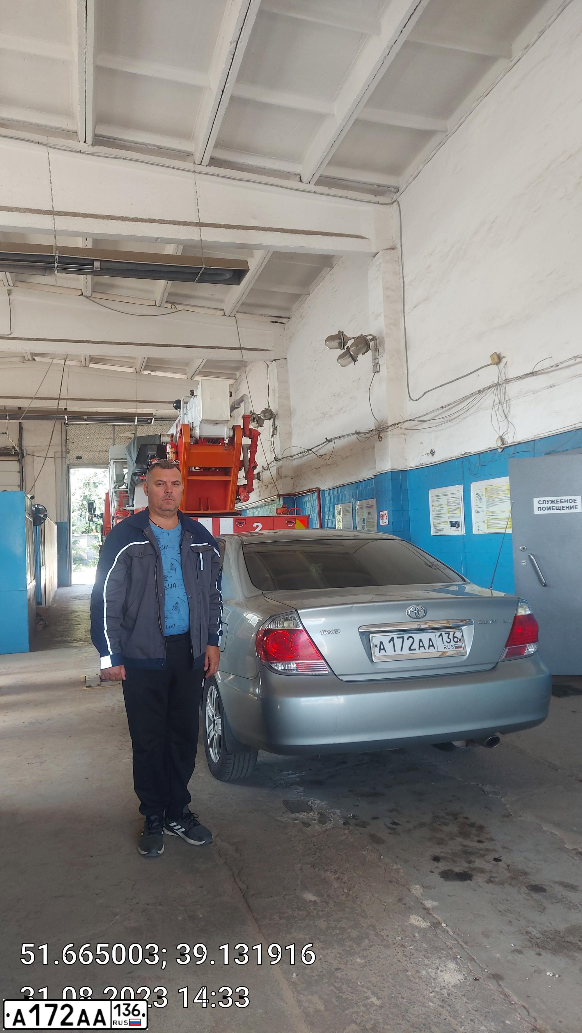 Фото автомобиля GAZ 3102 WOLGA, 2002 — госномер В283ОА36. Цвет: СЕРЕБРИСТЫЙ