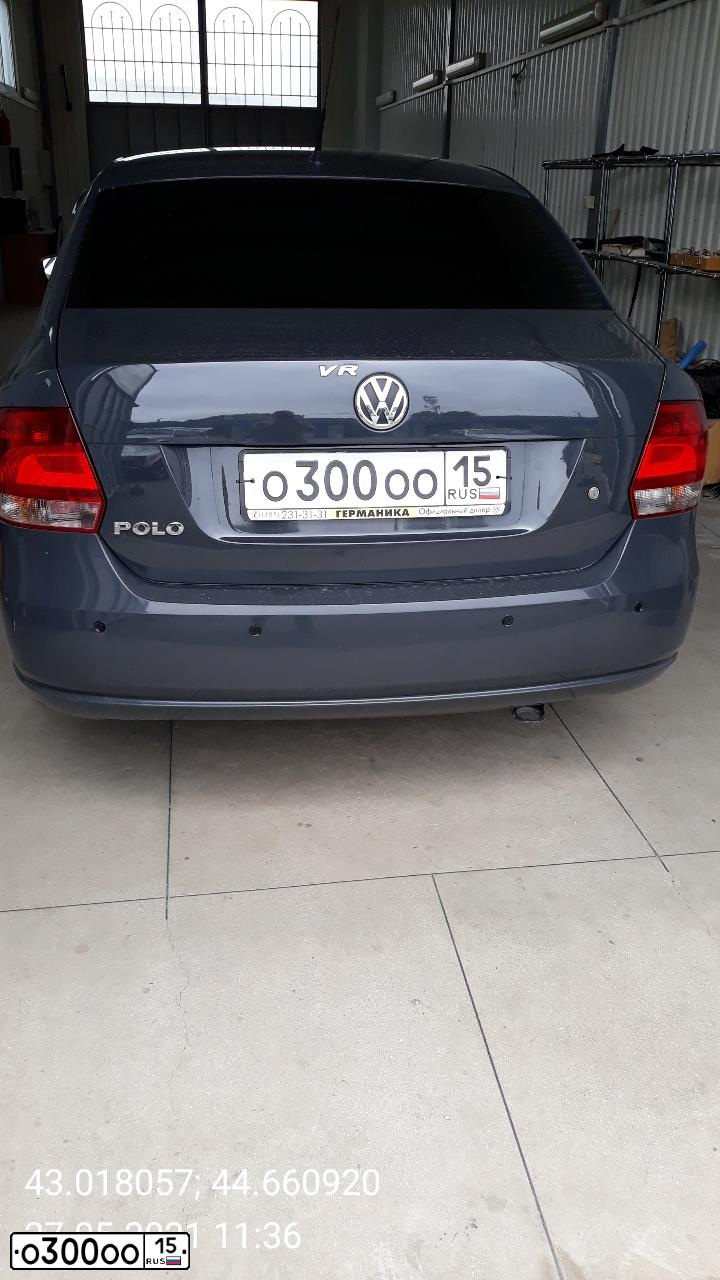 Фото автомобиля VOLKSWAGEN POLO, 2012 — госномер О456ЕХ07. Цвет: СЕРЫЙ