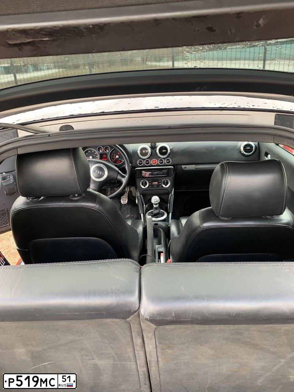 Фото автомобиля AUDI TT, 2001 — госномер Р519МС51. Цвет: КРАСНЫЙ