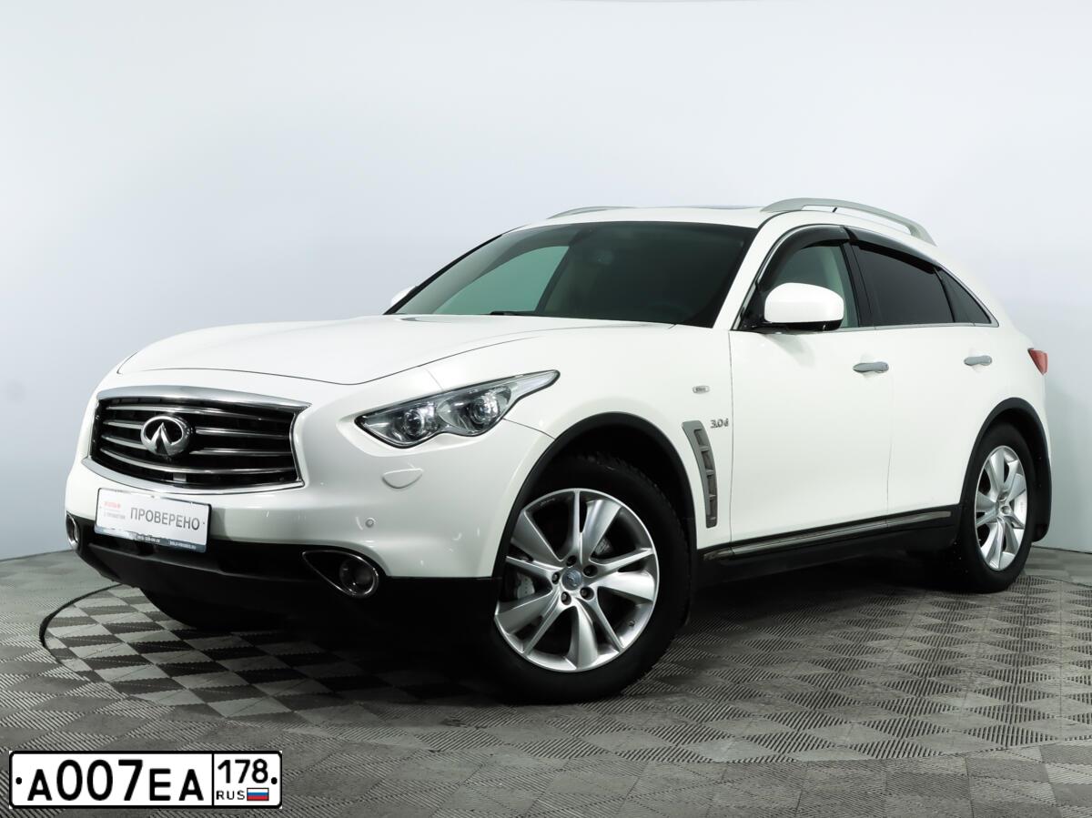 Фото автомобиля INFINITI QX70 /FX/, 2014 — госномер Р688ЕН790. Цвет: Белый