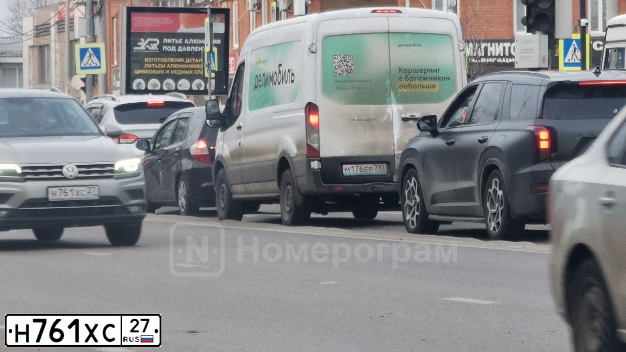 Фото автомобиля VOLKSWAGEN TIGUAN, 2018 — госномер Н761ХС27. Цвет: Серебристый