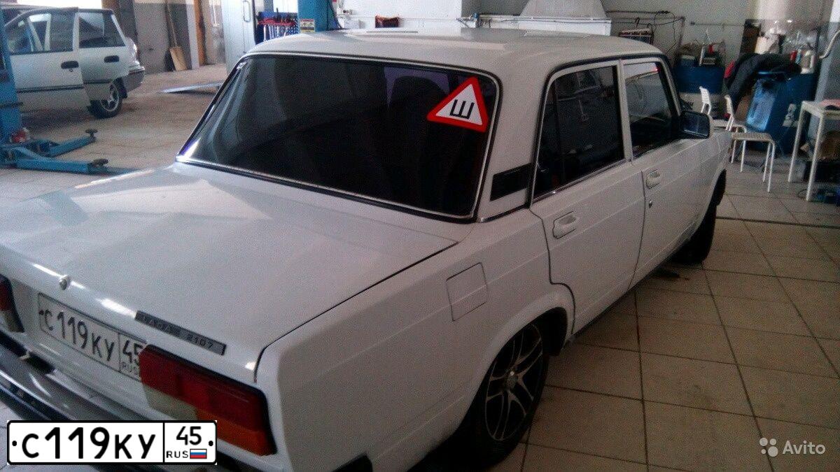 Фото автомобиля LADA 2107, 2007 — госномер К009ОА174. Цвет: ЯРКО-БЕЛЫЙ