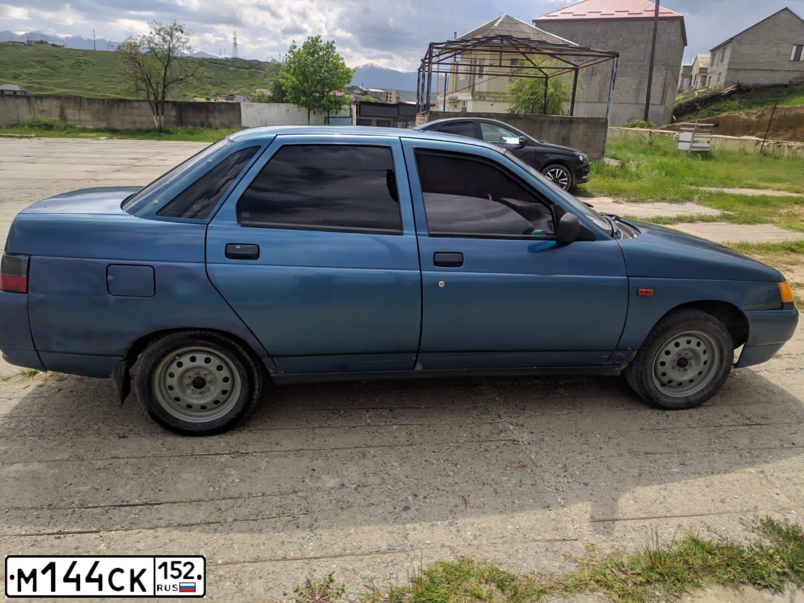 Фото автомобиля LADA 2110 LADA, 2003 — госномер Т380ОВ05. Цвет: Темно-синий