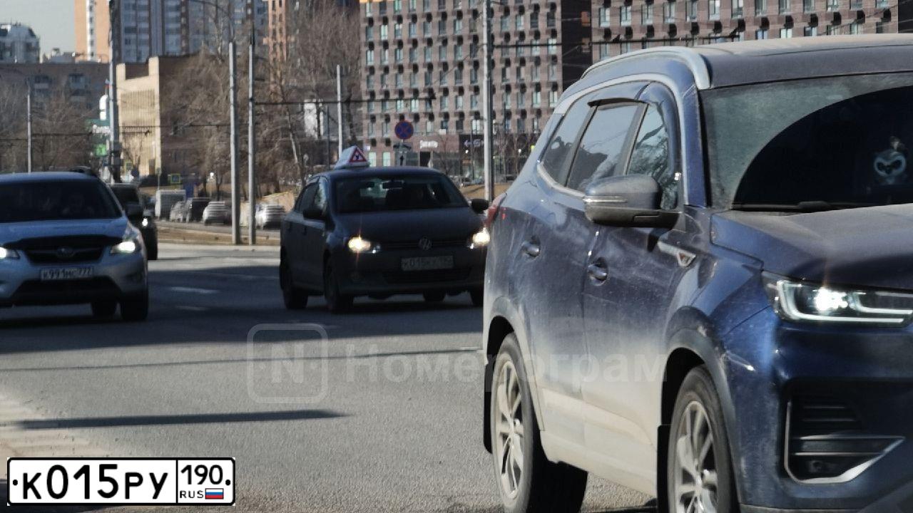 Фото автомобиля HYUNDAI SOLARIS, 2011 — госномер К015РУ190. Цвет: СИНИЙ ТЕМНЫЙ