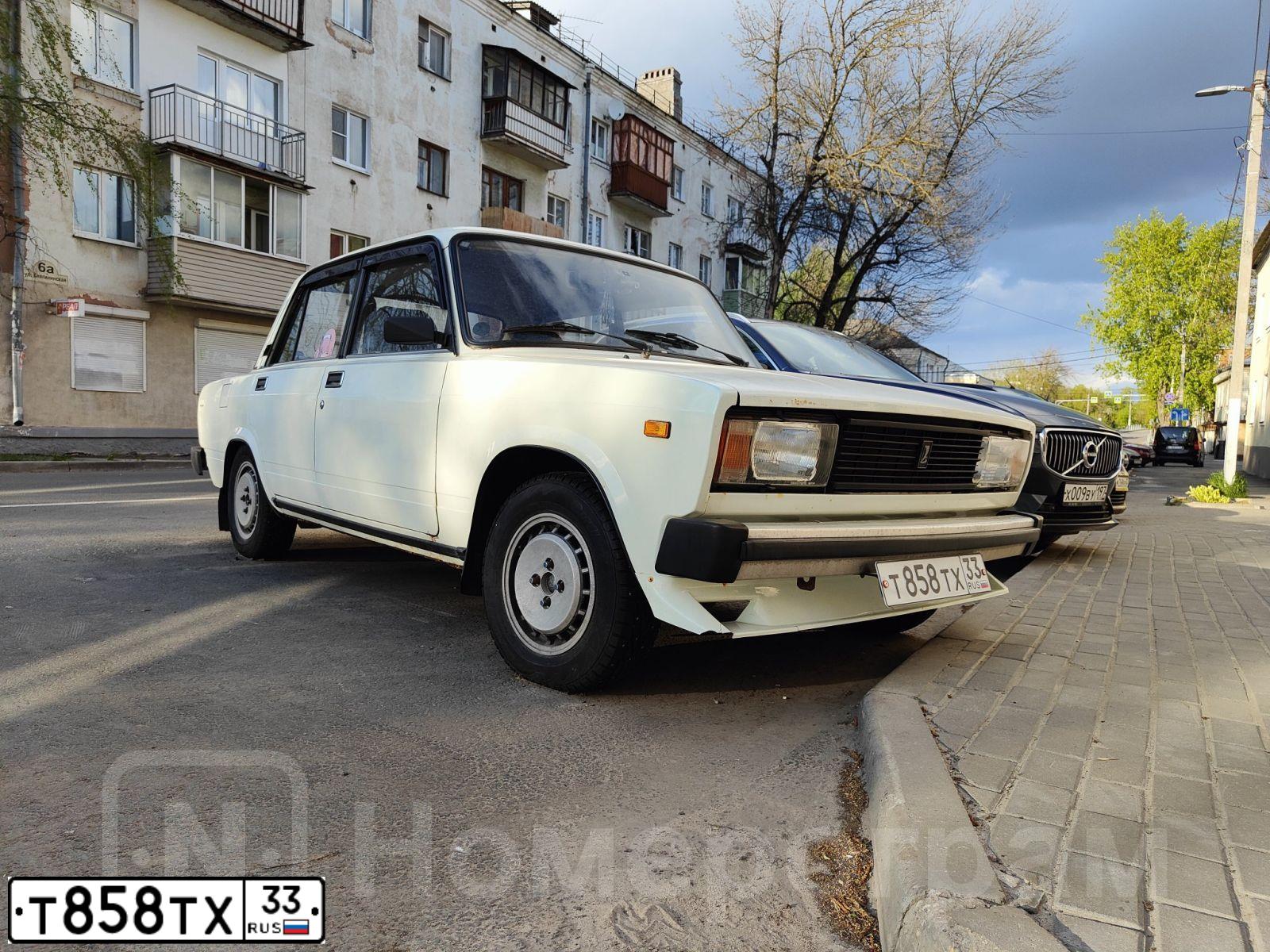 Фото автомобиля LADA 2105 LADA, 1998 — госномер Т858ТХ33. Цвет: БЕЛО-ЖЕЛТЫЙ