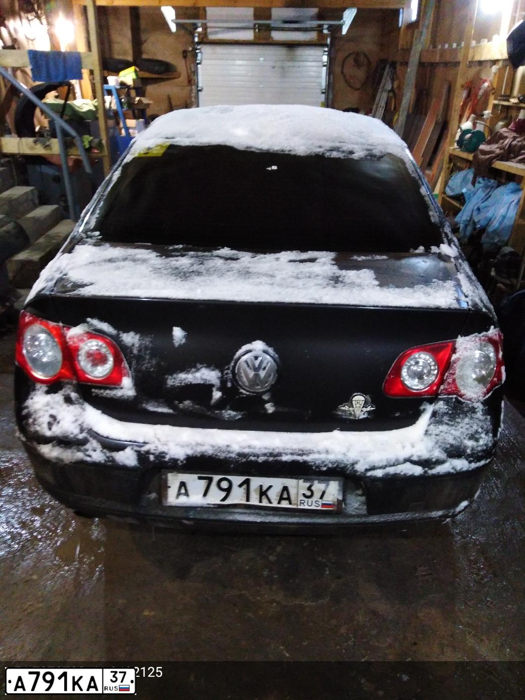 Фото автомобиля VOLKSWAGEN PASSAT, 2007 — госномер В805ОЕ37. Цвет: Коричневый