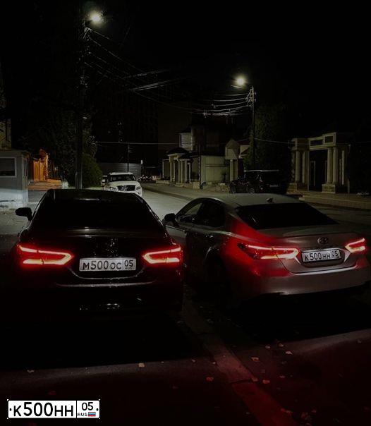 Фото автомобиля TOYOTA CAMRY, 2008 — госномер В351УВ177. Цвет: Белый